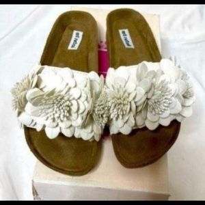 New Not Rated Women's Cinnamon White Slides